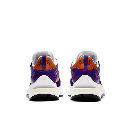 Nike sacai x VaporWaffle 'Dark Iris' DD1875-500